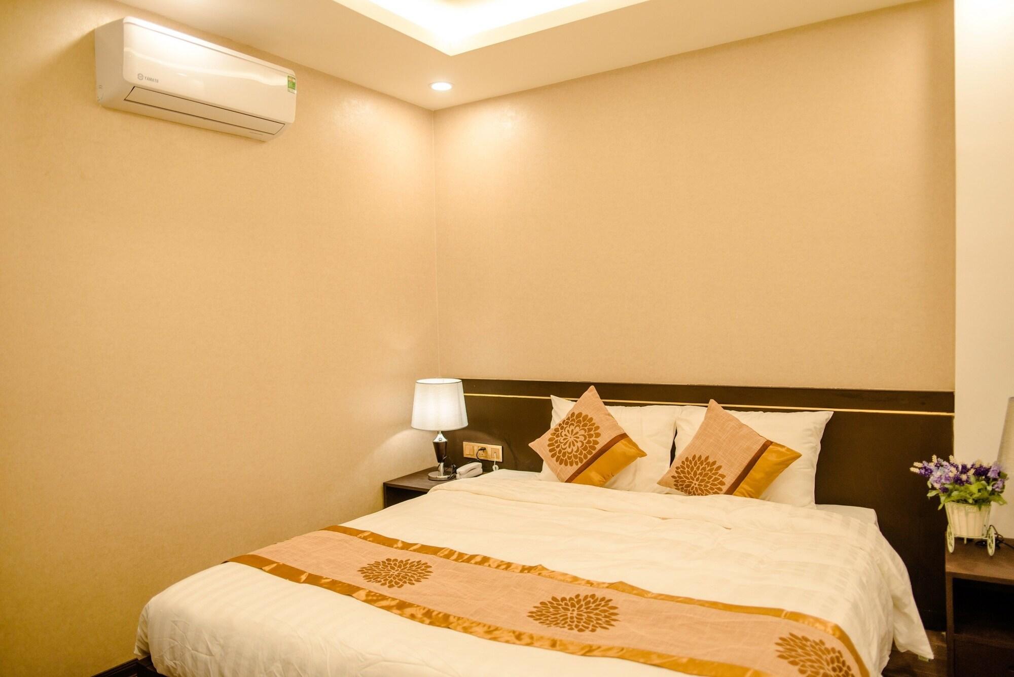 Hanami Hotel Danang Экстерьер фото