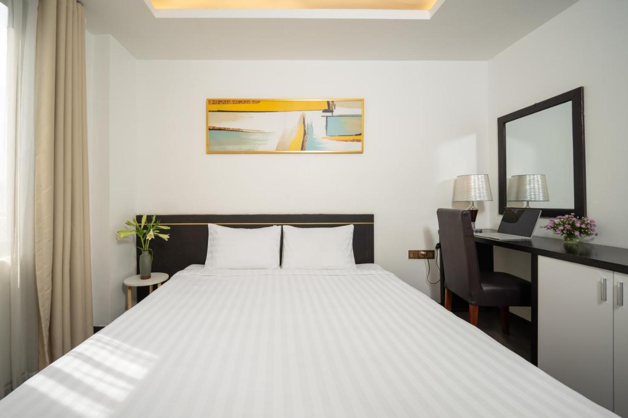 Hanami Hotel Danang Экстерьер фото