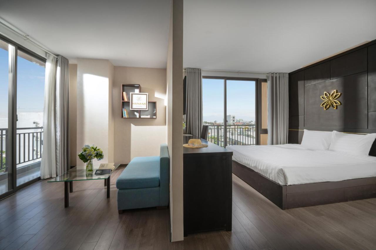 Hanami Hotel Danang Экстерьер фото