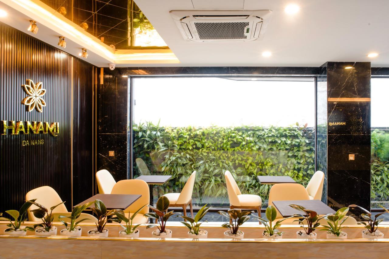 Hanami Hotel Danang Экстерьер фото