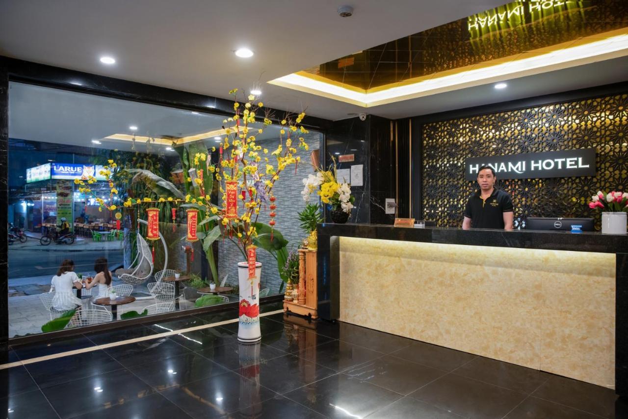 Hanami Hotel Danang Экстерьер фото