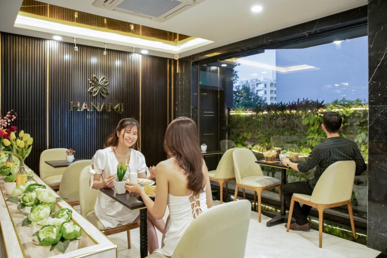 Hanami Hotel Danang Экстерьер фото